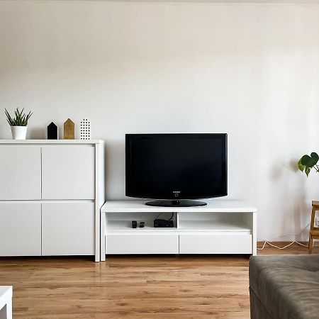 Uroczy Apartament Pod Skarpa 瓦多维采 外观 照片