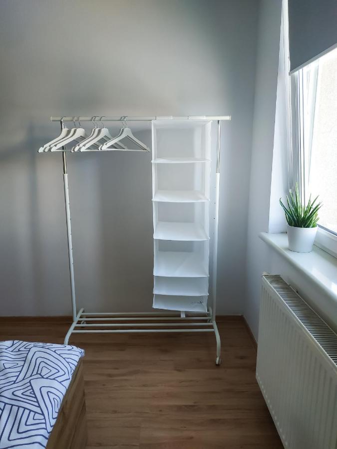 Uroczy Apartament Pod Skarpa 瓦多维采 外观 照片