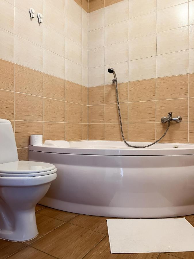 Uroczy Apartament Pod Skarpa 瓦多维采 外观 照片